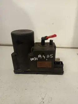 Audi keskuslukituspumppu OEM 4AO862257A - Käytetty