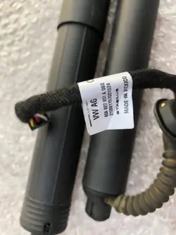 Audi Q5 Actuador de Portón Eléctrico OEM 80A827851A
