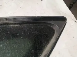 Vitre arrière gauche Audi OE d'occasion OEM 4G9845297D
