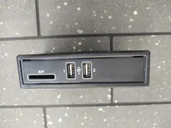 Leitor USB Mercedes OEM A2058200126 para W205