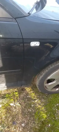 Fram Höger Skärm Audi A3 8P LZ9Y Svart Premium