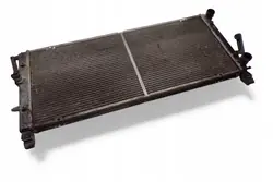 Radiateur d'eau VW TRANSPORTER IV 2.4L 1991 OEM 701121253B