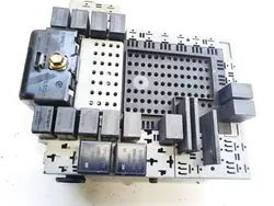 Caja de fusibles Volvo S80 OEM 9441584 1999 2.5L