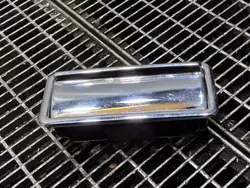 Cinzeiro dianteiro Jaguar XJS OEM SKE55549 - Usado
