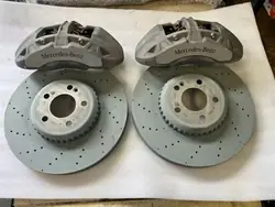 Kit de freio dianteiro Mercedes C-Klasse W 206 S-Klasse W 223 A 2234210000