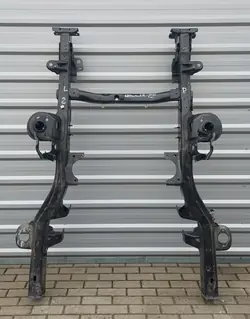 Pieza de bastidor delantero Jeep Wrangler JL OEM JLJLRAMAPRZOD