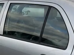 SKODA FABIA I SEDAN SZYBA LEWY TYŁ 99-07 OEM
