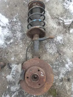 OEM McPherson-jousitus etu vasen Peugeot 106:lle