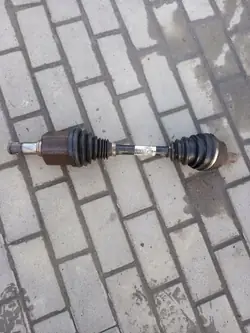 Eixo de transmissão dianteiro esquerdo OEM 31325960 Volvo V40 II