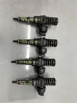 SEAT OE 0414720215 vindrutetorkarpump för Altea I