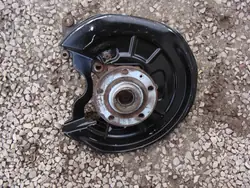 Pivot arrière droit OEM 1K0436Q pour VW Golf V/VI