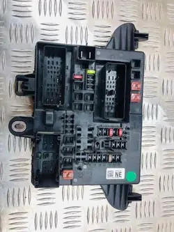 Mukavuusmoduuli OEM 544949969 Opel Insignia A:lle