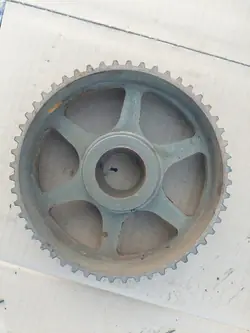 Yläjakohdan hammasratas Audi A4 B5 B6 A6 C5 2.4 2.8 078109111B