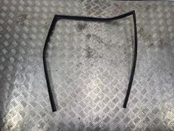 OEM FBZ17010 Hecktür-Fensterdichtung - Subaru OE