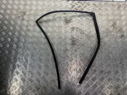 Joint de vitre arrière OEM FBZ17010 - Subaru OE