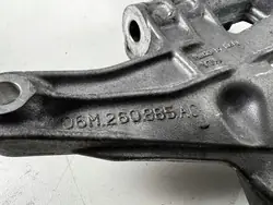 A/C-kompressorin kiinnike OEM 06M260885AC Audi RS4 B9/RS5 8W