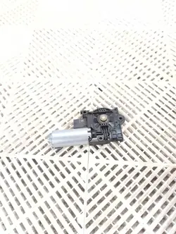 Audi A8 S8 D5 Schiebedachmotor OEM 10030663C