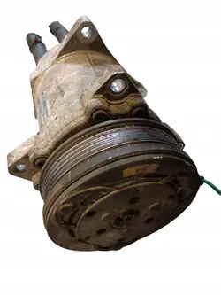 Compresseur de Climatisation Peugeot 605 3.0V6 B