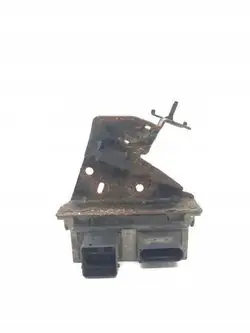 Relais de ventilateur radiateur OEM 82005536021 Renault