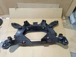 Maserati Levante Taka-akselinvaunu OEM 3423423342223323232342322