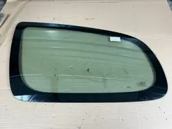 TOYOTA YARIS I 99-05 linke hintere Karosserie-Scheibe