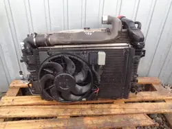 OEM 6311501E Vesijäähdytin & Tuuletin Sarja Opel Zafira B