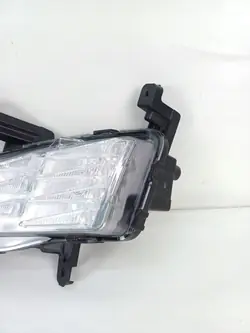 OEM 92207-G4600 Vasen DRL-lamppu Hyundai i30 III:lle
