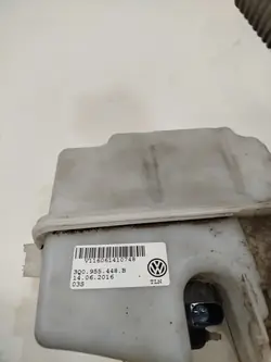Washer Fluid Tank VW Passat B8 3Q0955448B