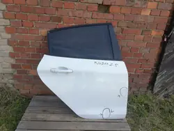 Höger bakdörr Peugeot 208 12-20