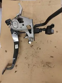 Kupplungspedal OEM 328023Z500 für Hyundai i40