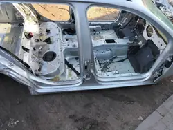 Soleira direita + pilar central OEM LA7W para VW Golf VI Carocha