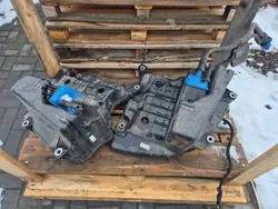 AdBlue-säiliö OEM 4M0907355D/B Audi A4 B9 A5 8W:lle
