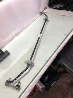 Taka stabilisaattori OEM 00505679790 Alfa Romeo Giulia