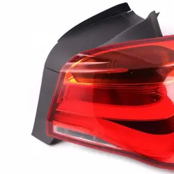 BMW F20 F21 LCI Rechtes Hecklicht OEM 7359018