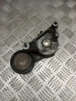 OEM 03G903315A Vöidenkiristin Audi A3 8P1:lle
