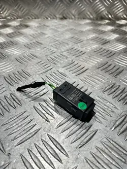 USB-Anschluss OEM 98538616ZD für Opel Frontera C