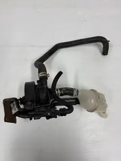 Vattenpump Opel Insignia B Lift 13517418