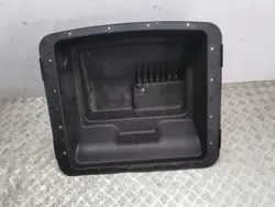 Maserati Reserveradgehäuse OEM 067895200