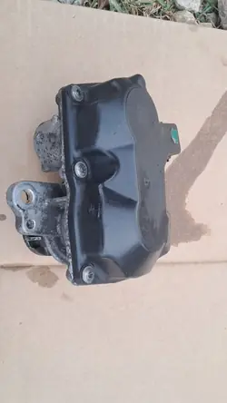 EGR-venttiili Renault Megane III 1.6 dCi OE 147109948R