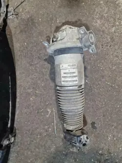Amortiguador neumático trasero derecho VW OEM 7L6616019A