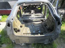 BMW X6 E71 Taka Lattia & Lokasuojat OEM 4x4OE003621