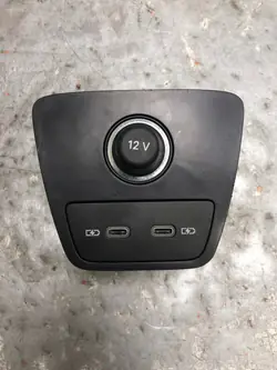 Enchufe mechero USB-C OEM 2G6035954 para Audi Q4 e-tron
