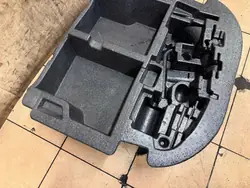 OEM 5E5863957A Styrox bagageutrymmesinsats för Skoda Octavia III