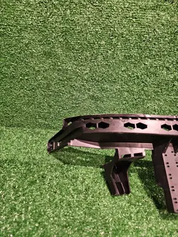 SUBARU FORESTER V 18- Rechter Frontscheinwerferhalter 57707SJ000