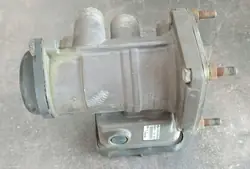 Knorr-Bremse K000919 Ohjausventtiili perävaunulle