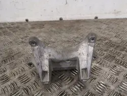 Cojín de caja Infiniti Q50 OEM FBZ14091
