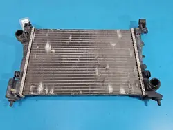 Radiateur d'eau OEM 13399870 pour Opel Corsa E 1.4 16V