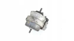AUDI A6 C6 Moottorin kiinnike 4F0199379BK