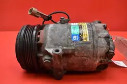 Compresseur de climatisation Opel Astra 3 2.0 T 13124749