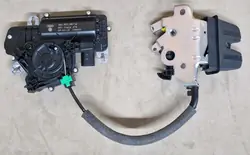 VW Skoda Baklucka Lås och Drag 3G0827506F